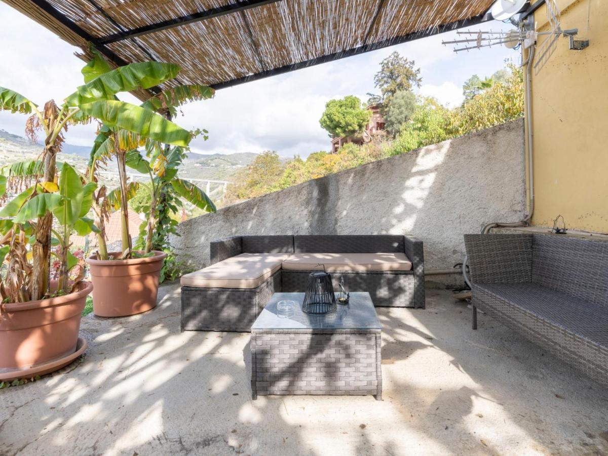 Holiday Home Casetta Porta Verde By Interhome Санремо Экстерьер фото