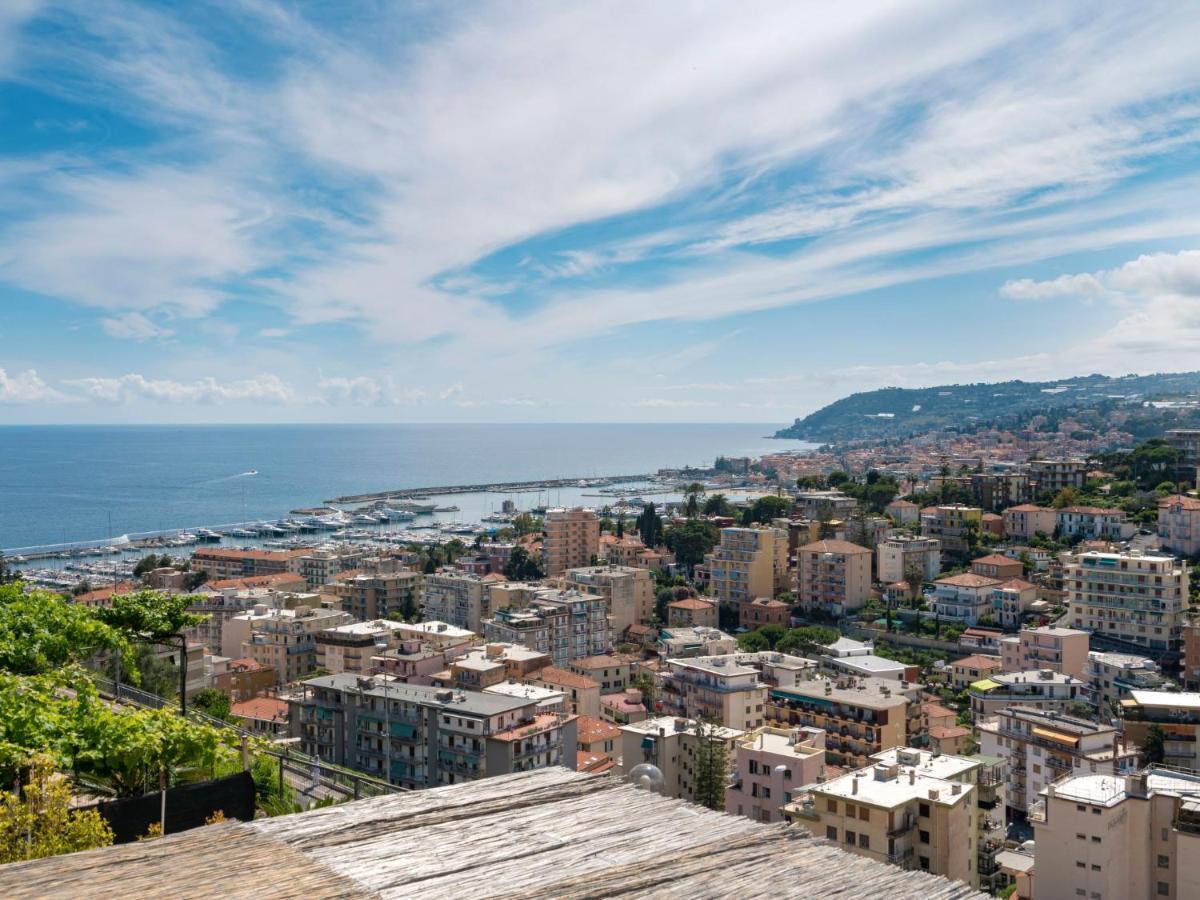 Holiday Home Casetta Porta Verde By Interhome Санремо Экстерьер фото